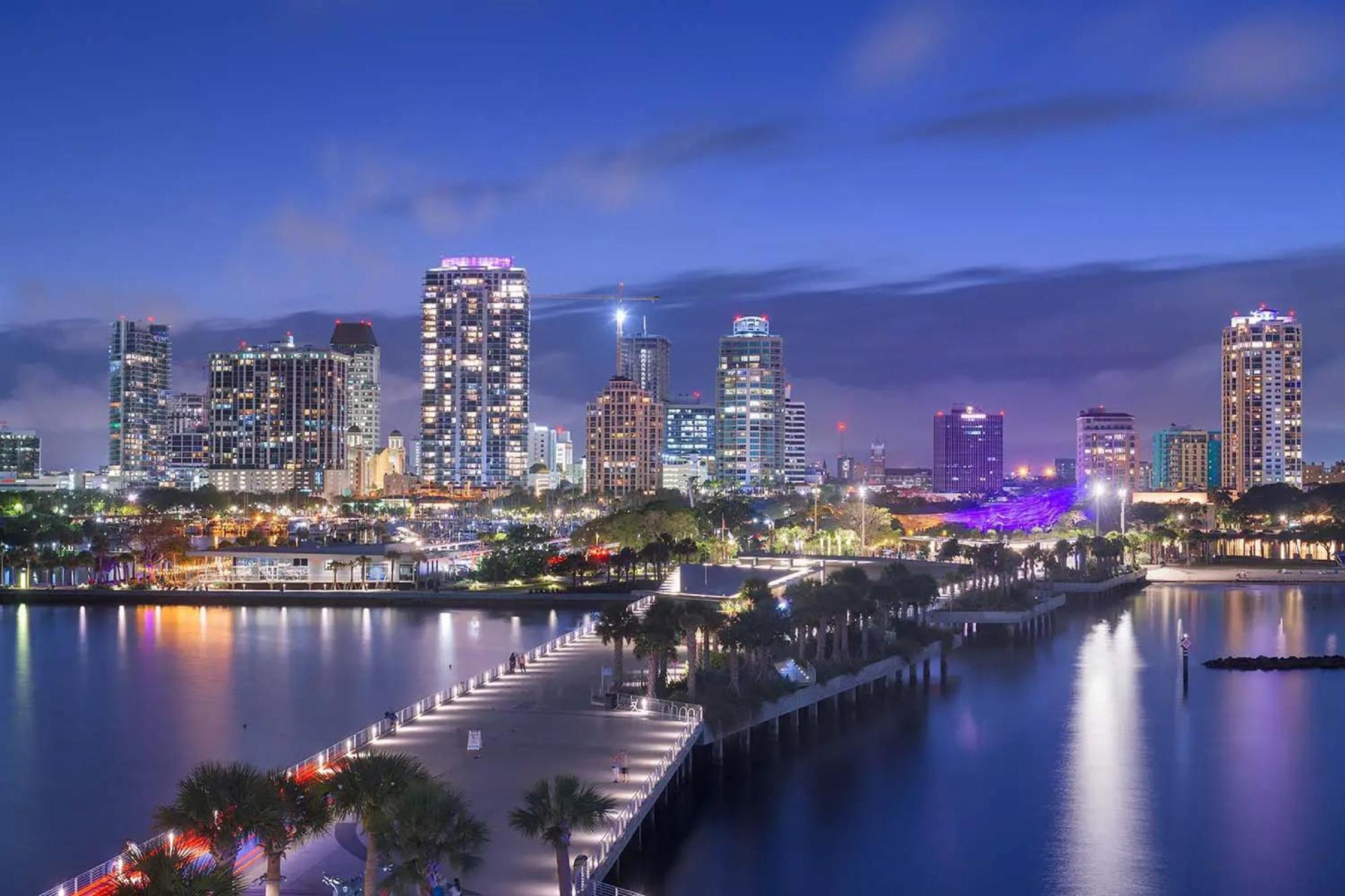 Elegant Studio Apartment In Downtown St Pete - Great Community Events! 세인트피터즈버그 외부 사진