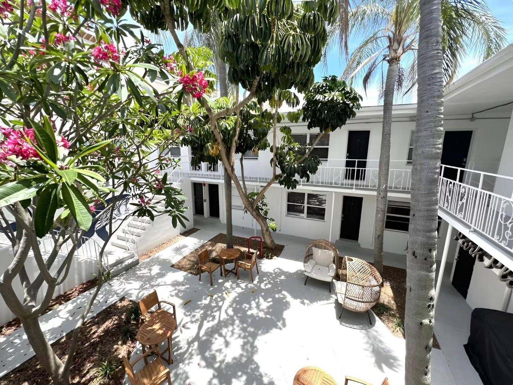 Elegant Studio Apartment In Downtown St Pete - Great Community Events! 세인트피터즈버그 외부 사진