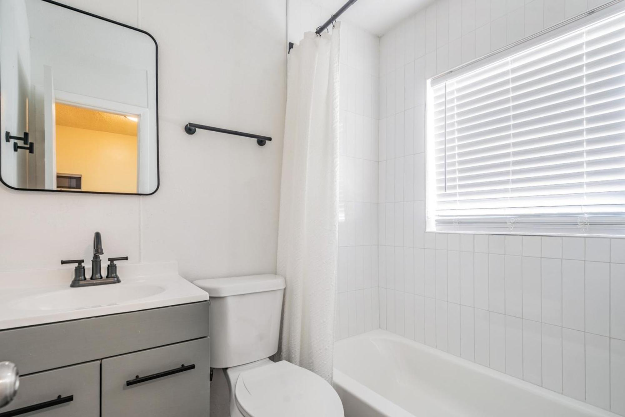 Elegant Studio Apartment In Downtown St Pete - Great Community Events! 세인트피터즈버그 외부 사진
